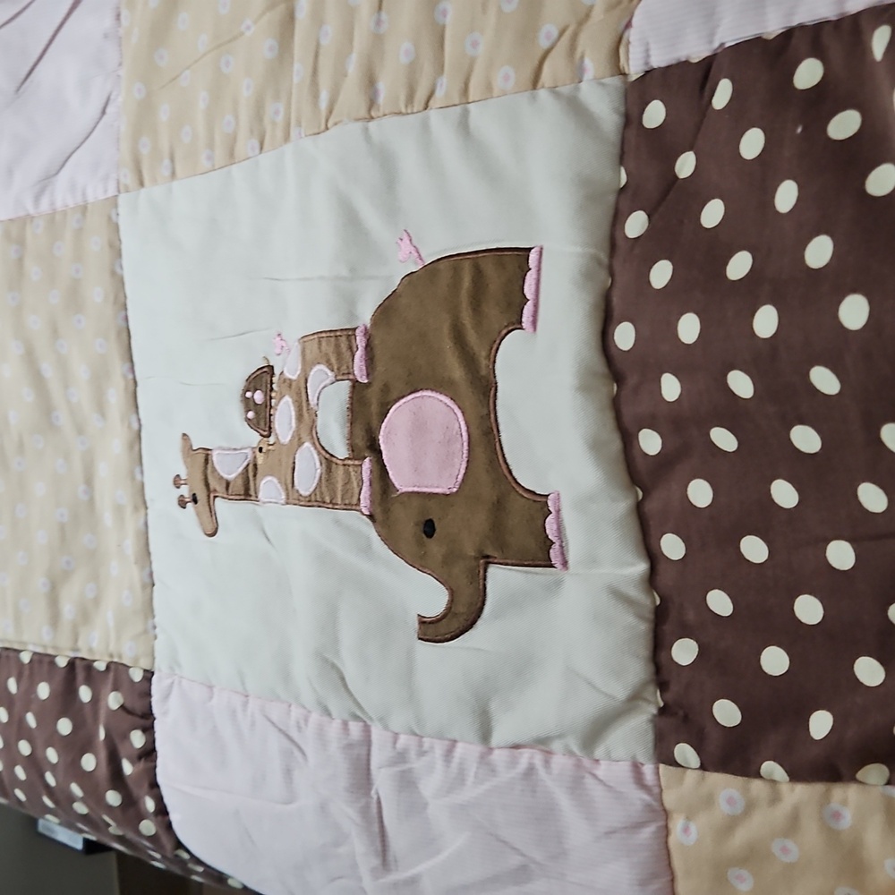Lambs & Ivy Reversible Pink & Brown  Jungle Animals Baby Quilt